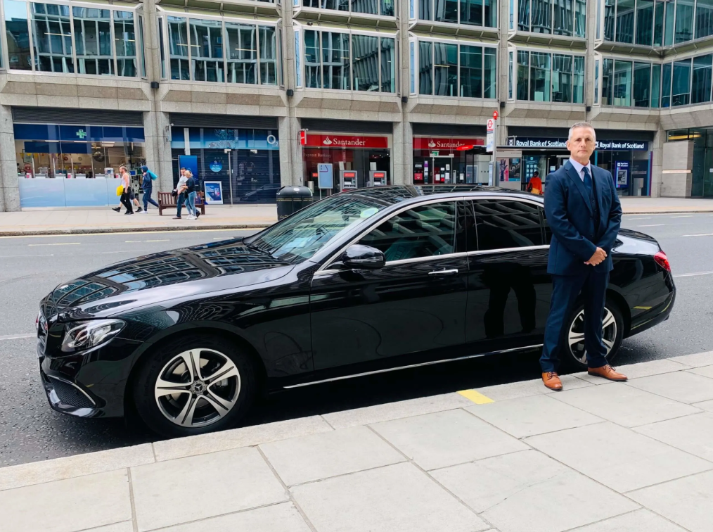 Airport Transfers Heathrow to Leeds